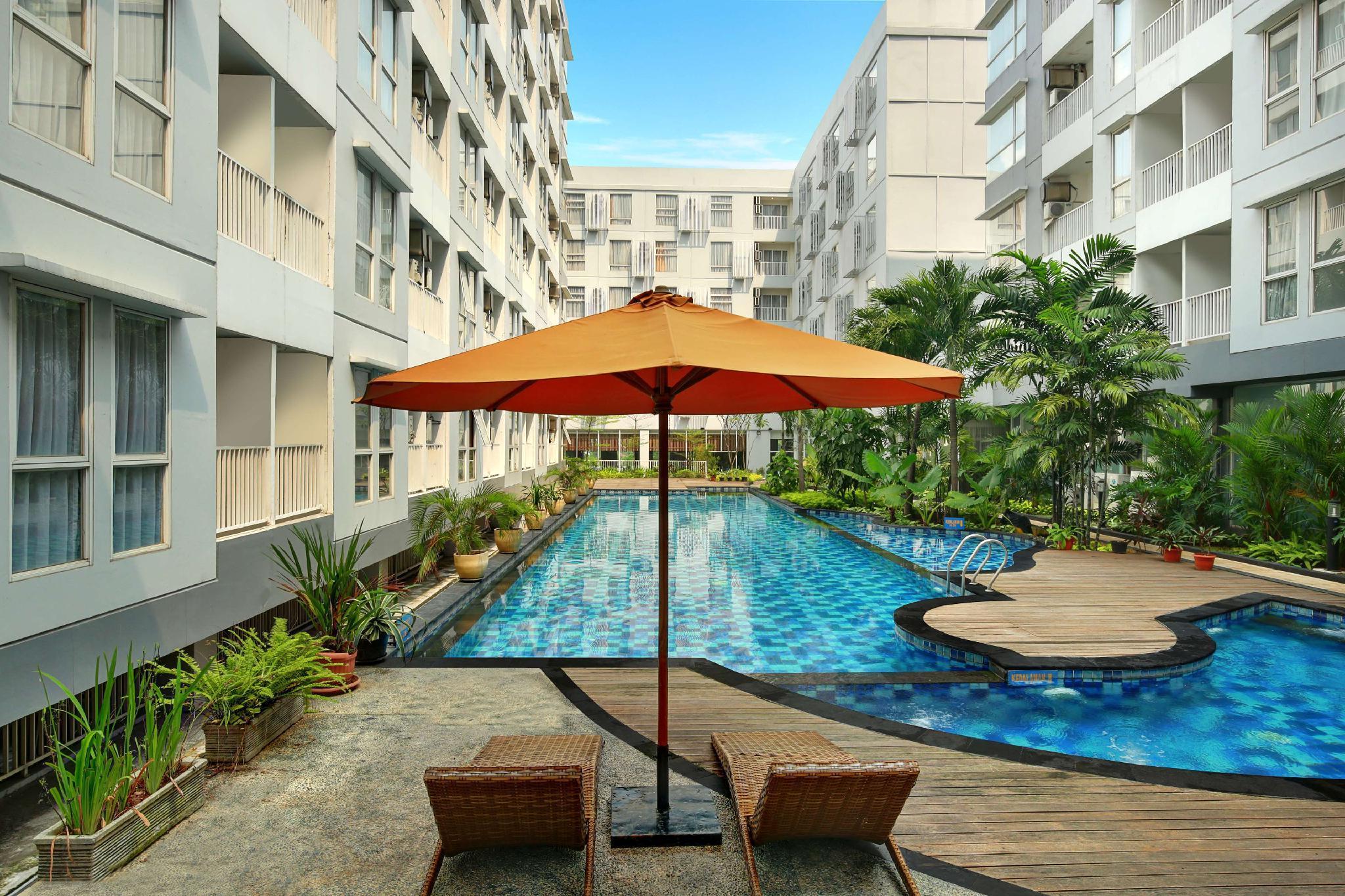 Kyriad Hotel Airport Jakarta Tangerang Esterno foto