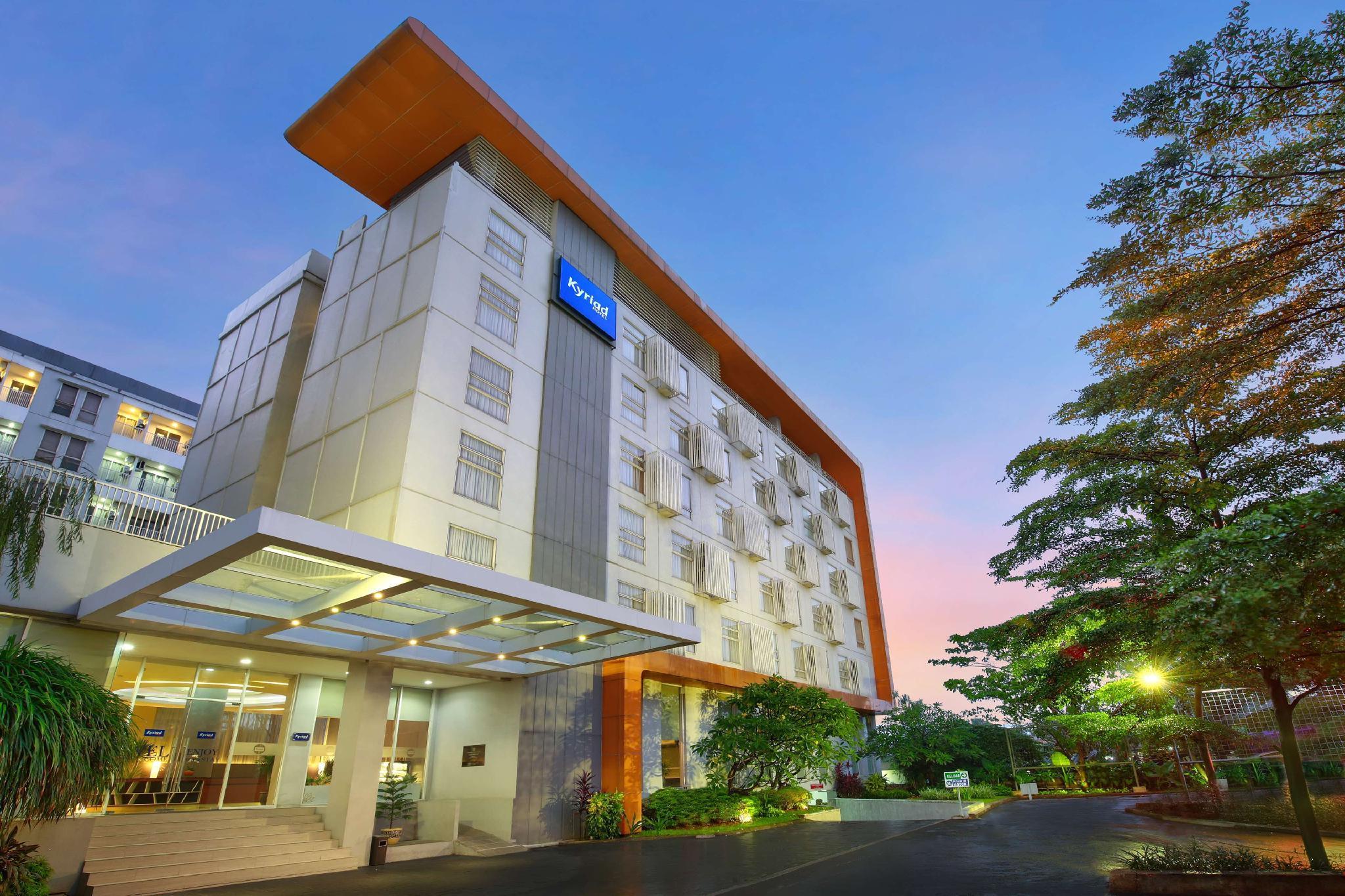 Kyriad Hotel Airport Jakarta Tangerang Esterno foto