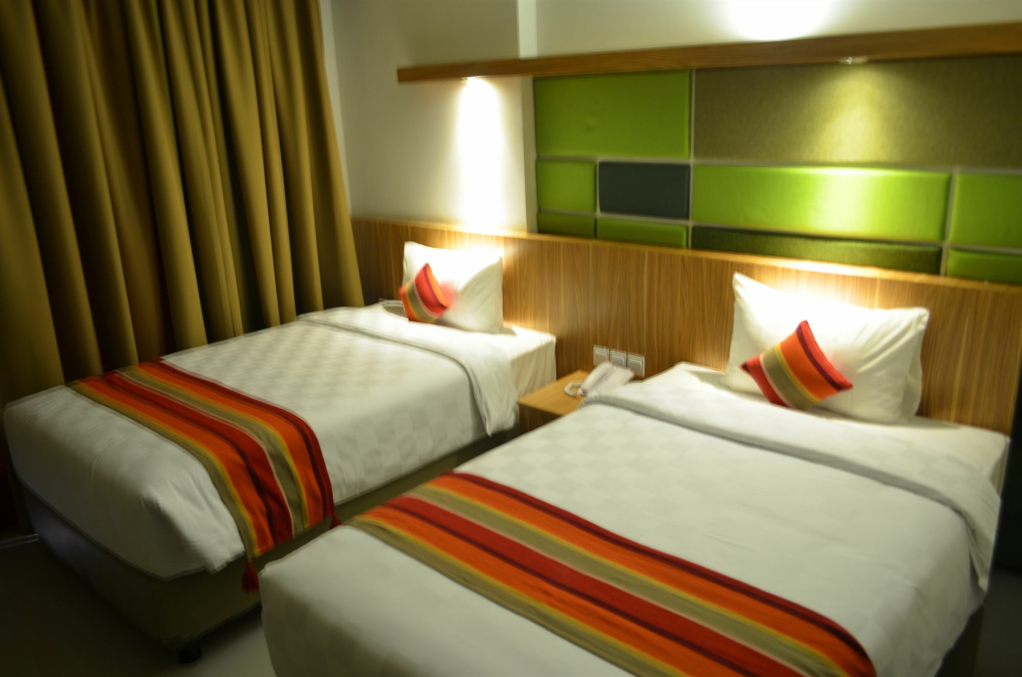 Kyriad Hotel Airport Jakarta Tangerang Esterno foto